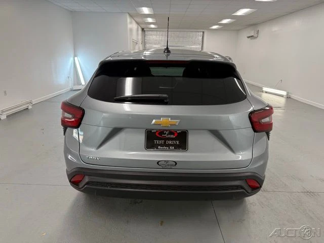 2026 Chevrolet Trax - Image 7 of 20