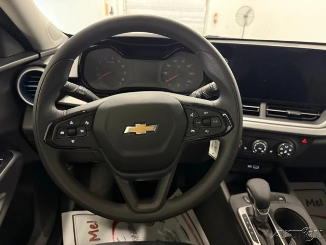 2026 Chevrolet Trax - Image 16 of 20