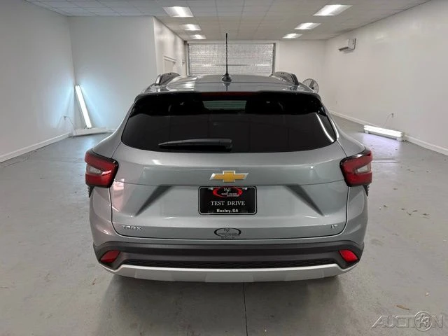 2026 Chevrolet Trax - Image 7 of 12