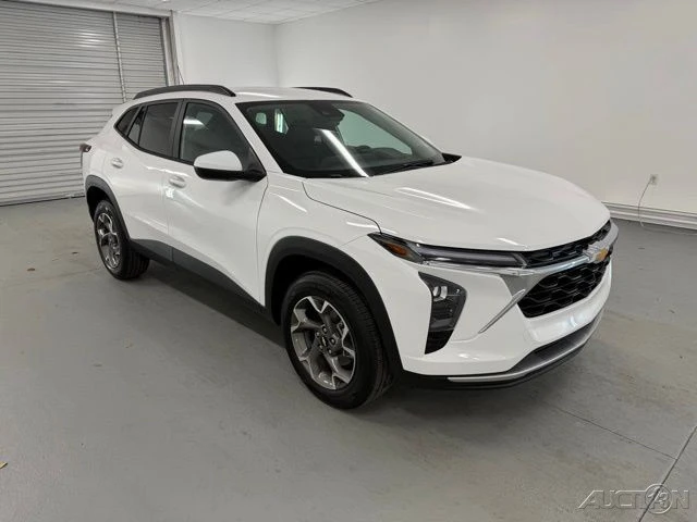 2026 Chevrolet Trax - Image 3 of 12