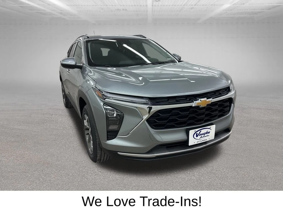 2026 Chevrolet Trax - Image 2 of 12
