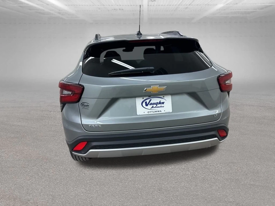 2026 Chevrolet Trax - Image 9 of 12