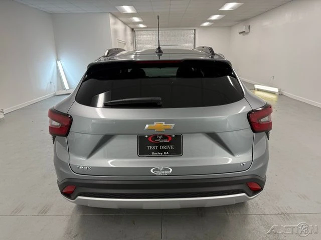 2026 Chevrolet Trax - Image 7 of 12