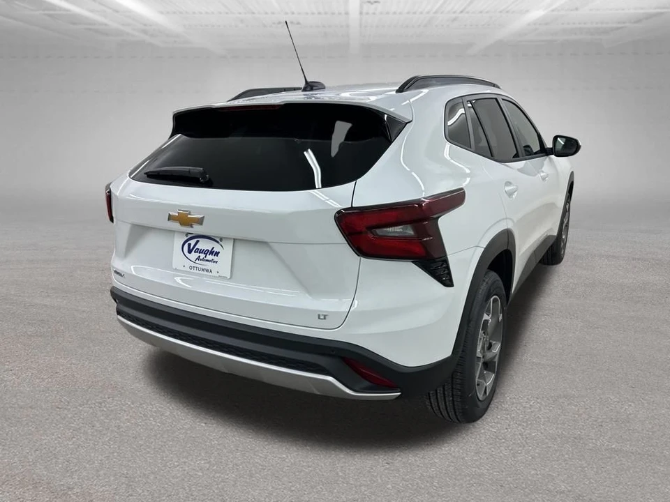2026 Chevrolet Trax - Image 11 of 12