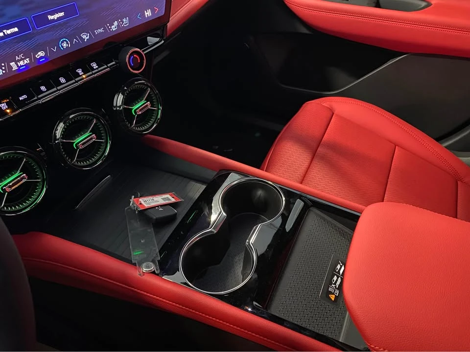 2026 Chevrolet Blazer - Image 10 of 13