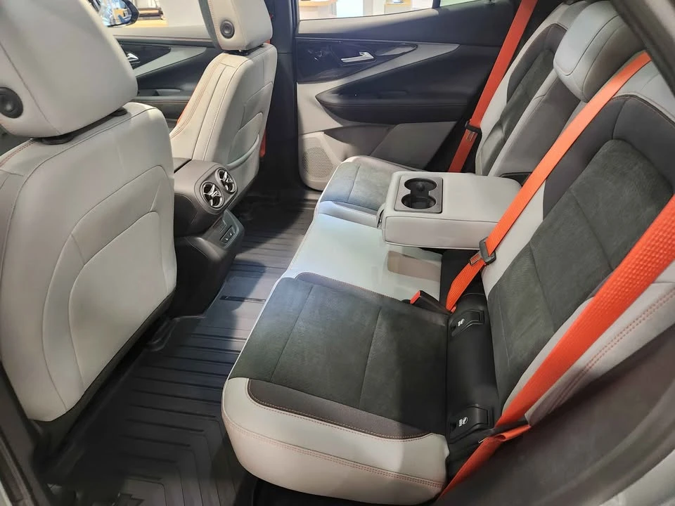 2026 Chevrolet Blazer - Image 3 of 12