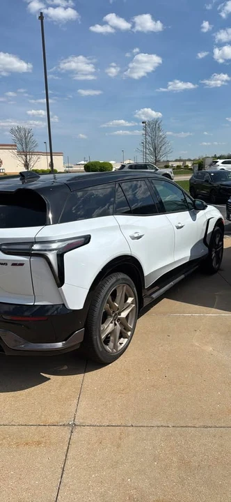 2026 Chevrolet Blazer - Image 4 of 10