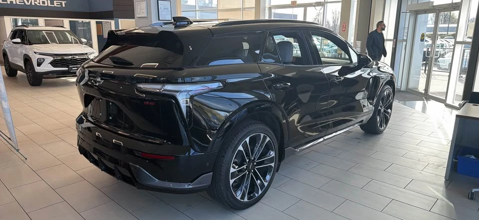 2026 Chevrolet Blazer - Image 3 of 8
