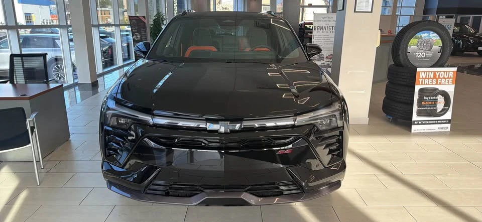 2026 Chevrolet Blazer - Image 2 of 8