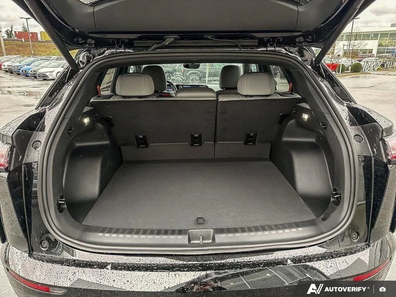 2026 Chevrolet Blazer - Image 10 of 19