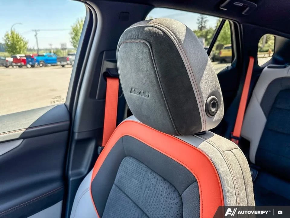 2026 Chevrolet Blazer - Image 15 of 20