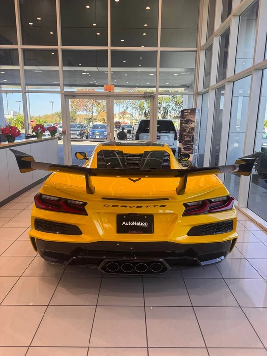 2026 Chevrolet Corvette C8 ZR1 - Image 13 of 19