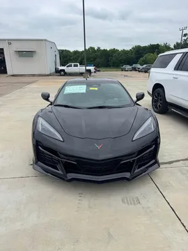 2026 Chevrolet Corvette C8 E-Ray - Image 3 of 12