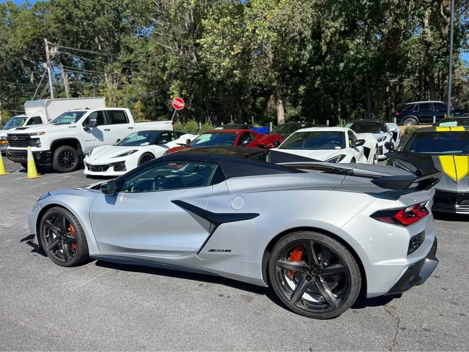 2026 Chevrolet Corvette C8 Z06 - Image 15 of 20