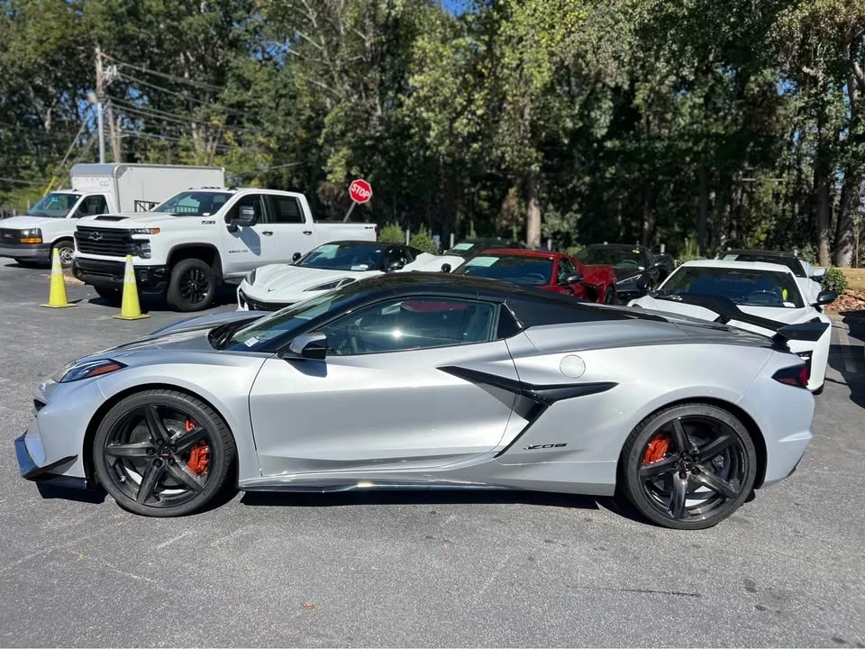 2026 Chevrolet Corvette C8 Z06 - Image 16 of 20