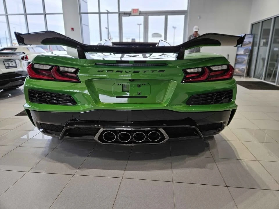 2026 Chevrolet Corvette C8 Z06 - Image 5 of 13
