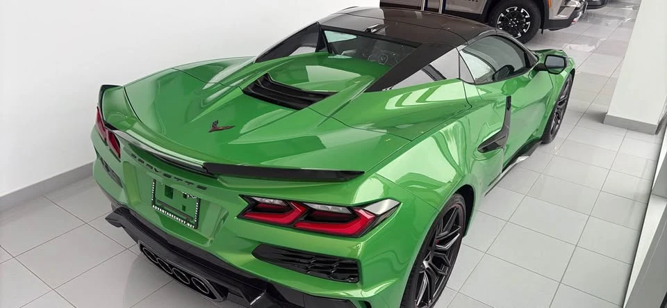 2026 Chevrolet Corvette C8 Z06 - Image 8 of 12