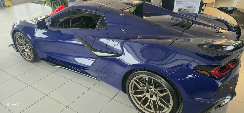 2026 Chevrolet Corvette C8 Z06 - Image 6 of 11