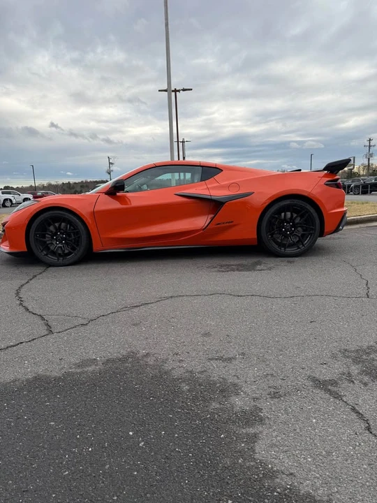 2026 Chevrolet Corvette C8 Z06 - Image 5 of 11