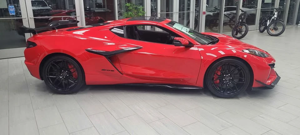 2026 Chevrolet Corvette C8 Z06 - Image 2 of 4