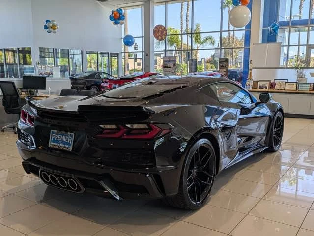 2026 Chevrolet Corvette C8 Z06 - Image 5 of 10