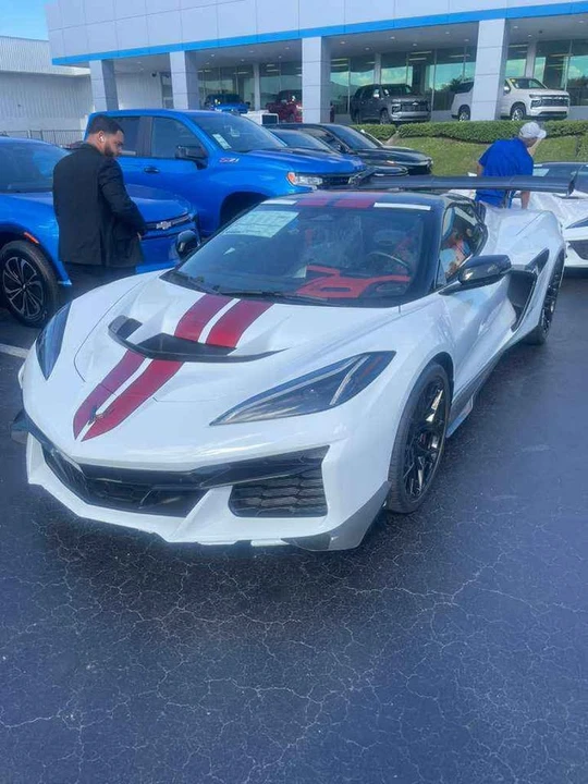 2026 Chevrolet Corvette C8 ZR1 - Image 8 of 8
