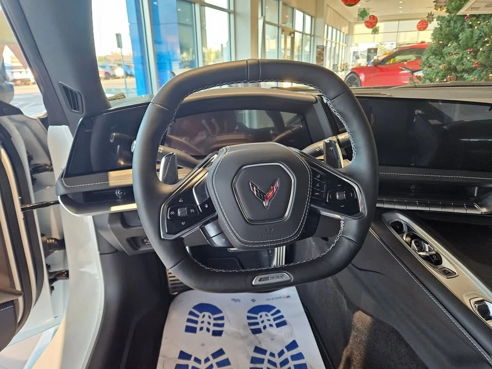 2026 Chevrolet Corvette C8 E-Ray - Image 11 of 20