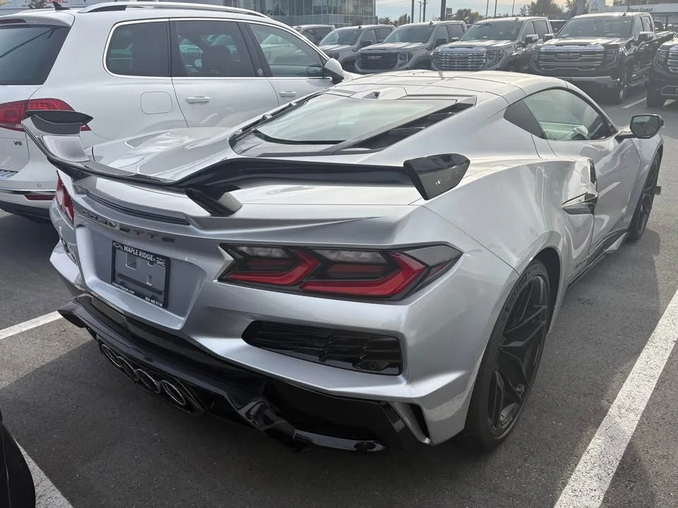 2026 Chevrolet Corvette C8 Z06 - Image 3 of 4