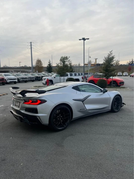 2026 Chevrolet Corvette C8 Z06 - Image 6 of 8