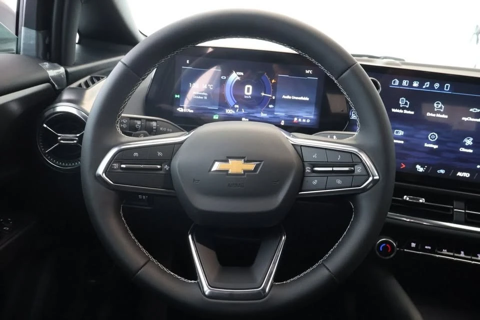 2026 Chevrolet Equinox - Image 7 of 18