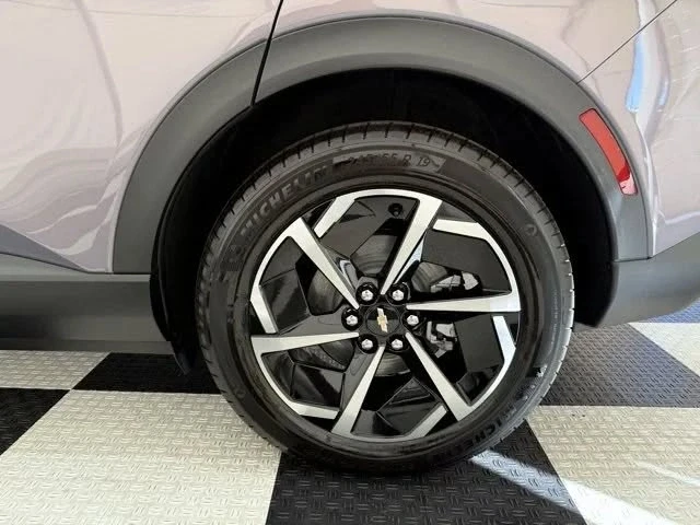 2026 Chevrolet Equinox - Image 15 of 18