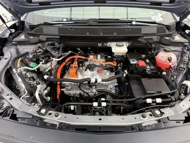 2026 Chevrolet Equinox - Image 16 of 18