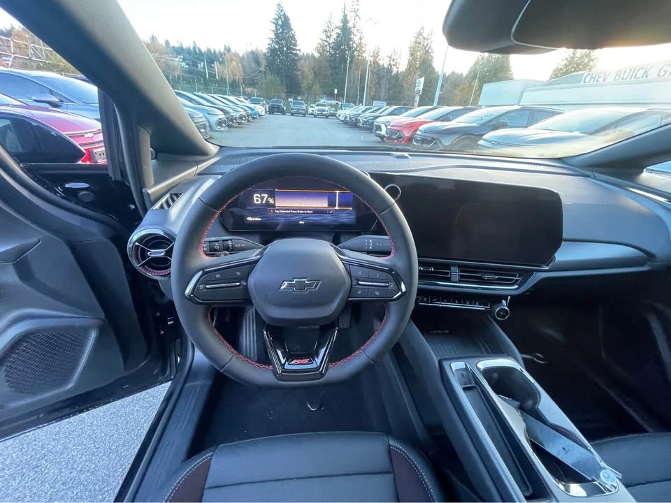 2026 Chevrolet Equinox - Image 10 of 16