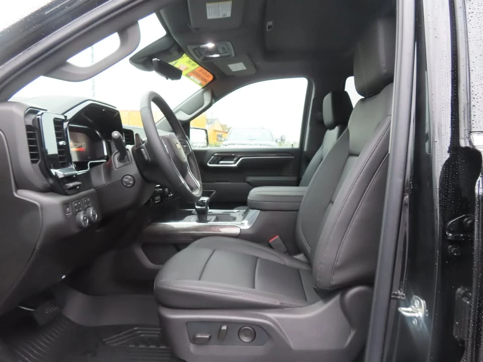 2026 Chevrolet Silverado 4th Gen - Image 12 of 19