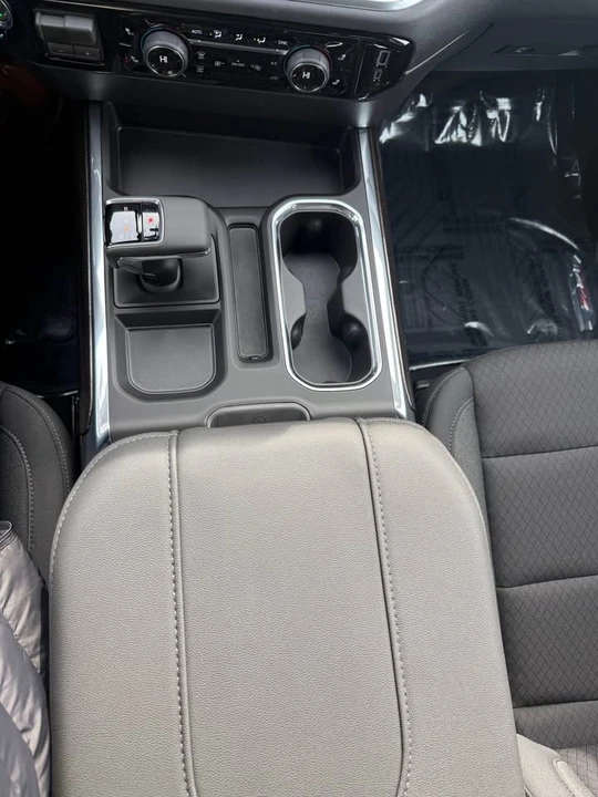 2026 Chevrolet Silverado 4th Gen - Image 10 of 13