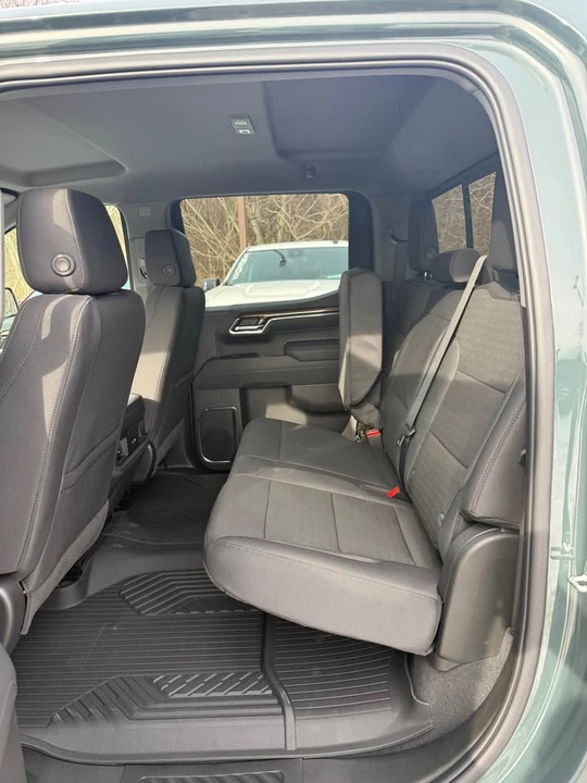 2026 Chevrolet Silverado 4th Gen - Image 13 of 13