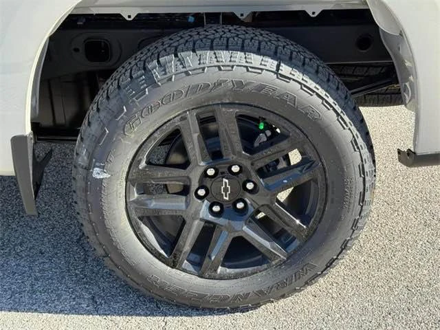 2026 Chevrolet Silverado 4th Gen - Image 4 of 11