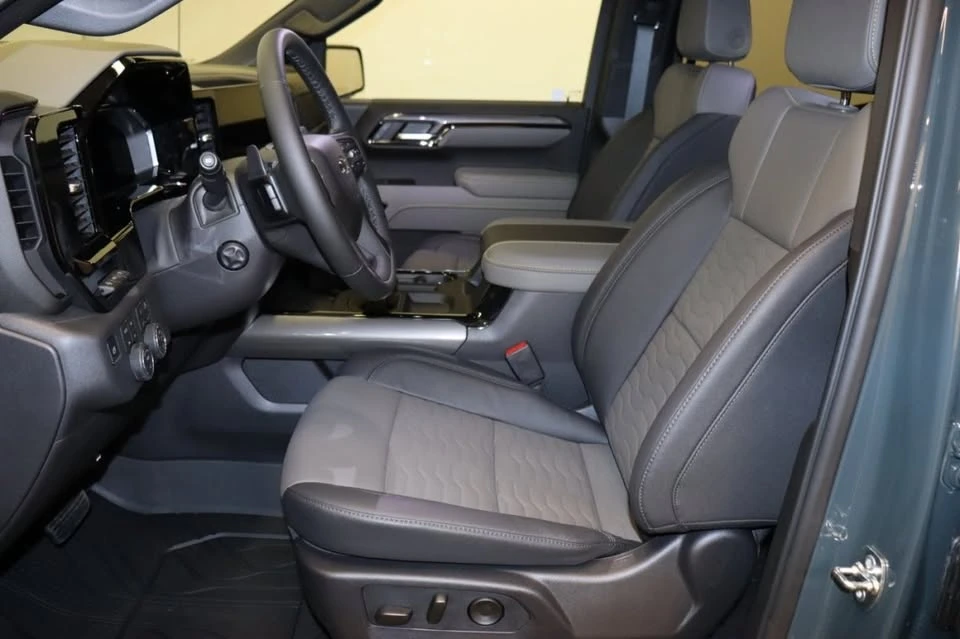 2026 Chevrolet Silverado 4th Gen - Image 4 of 20