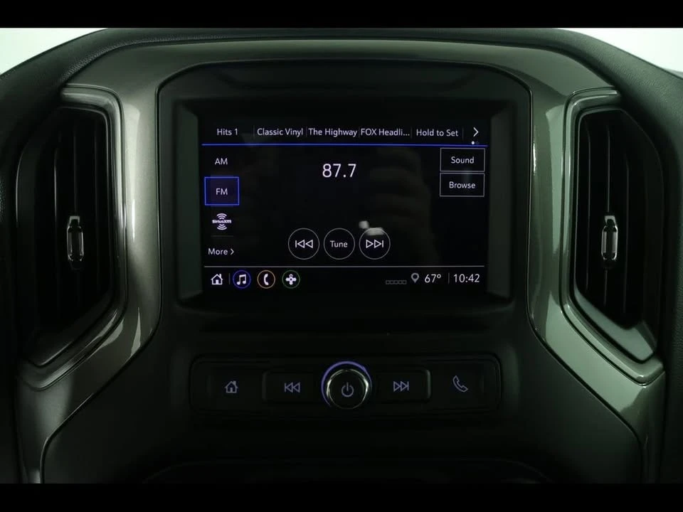 2026 Chevrolet Silverado 4th Gen - Image 17 of 20