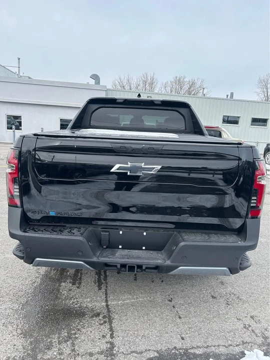 2026 Chevrolet Silverado 4th Gen - Image 4 of 14