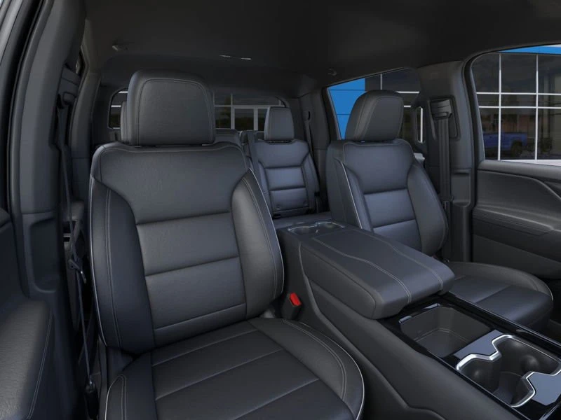 2026 Chevrolet Silverado - Image 15 of 19