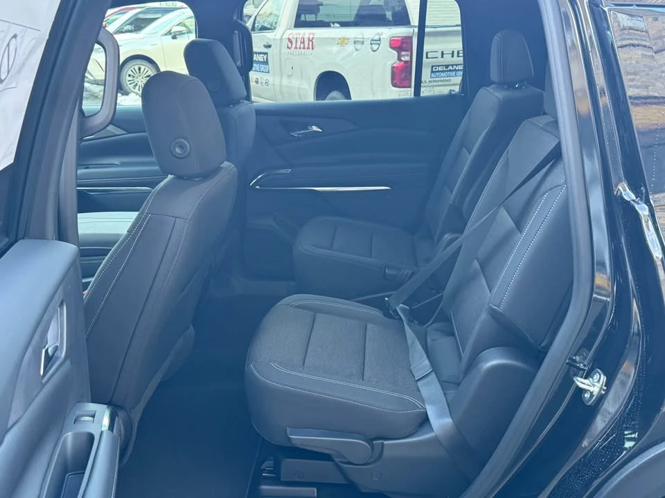 2026 Chevrolet Traverse - Image 13 of 17