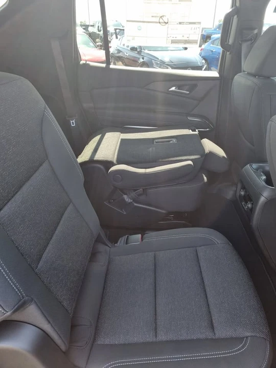 2026 Chevrolet Traverse - Image 7 of 18