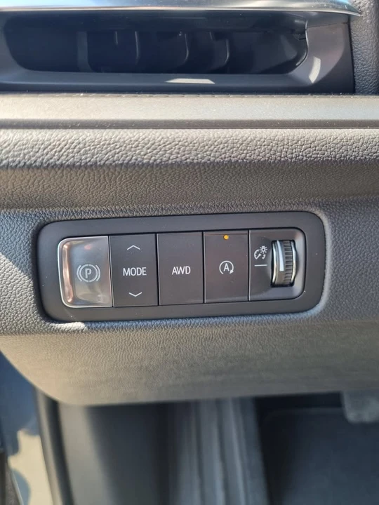 2026 Chevrolet Traverse - Image 14 of 18