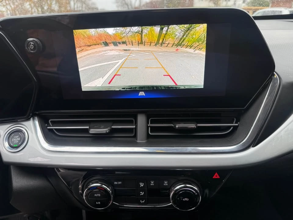 2026 Chevrolet Trax - Image 16 of 17