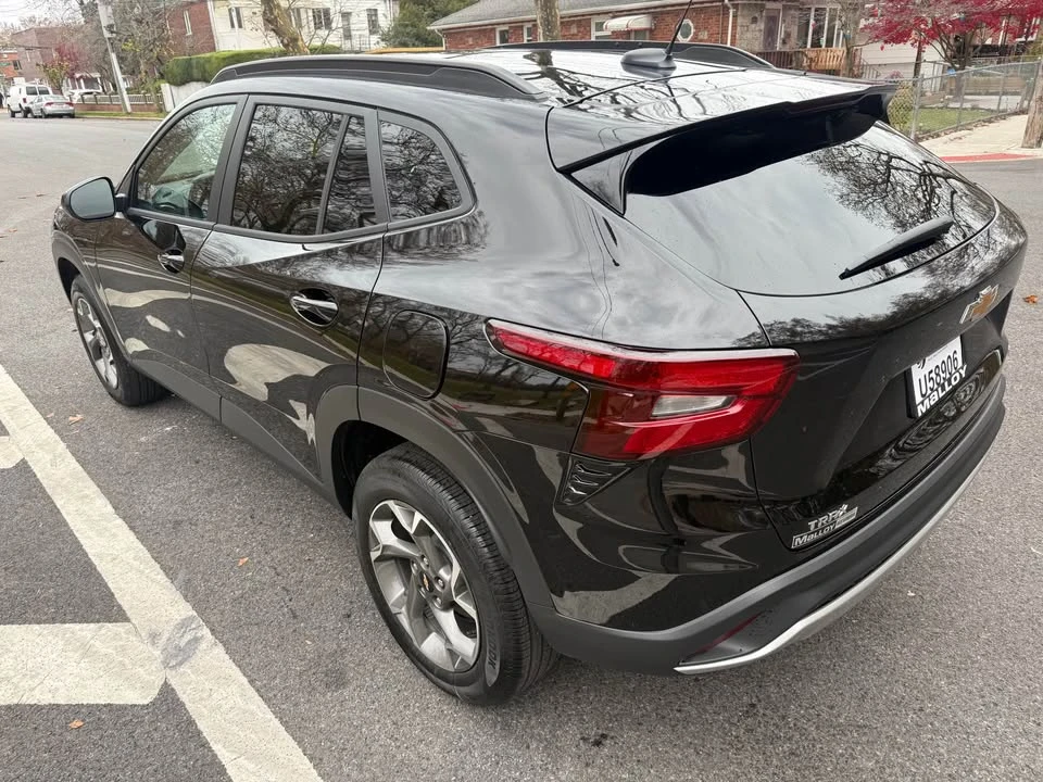 2026 Chevrolet Trax - Image 6 of 17