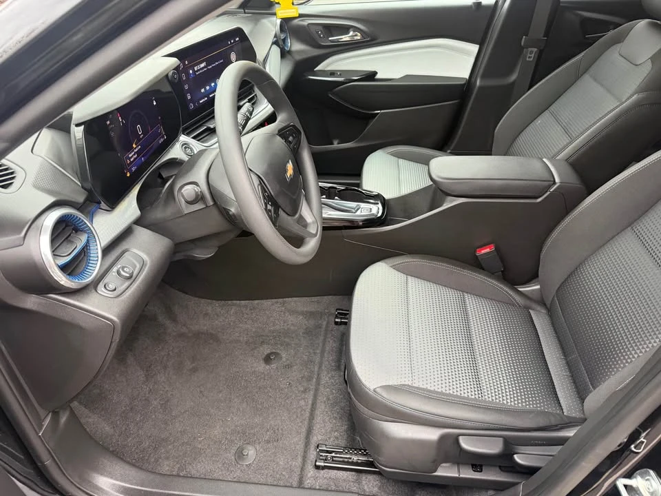 2026 Chevrolet Trax - Image 10 of 17