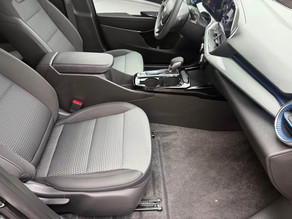 2026 Chevrolet Trax - Image 9 of 17
