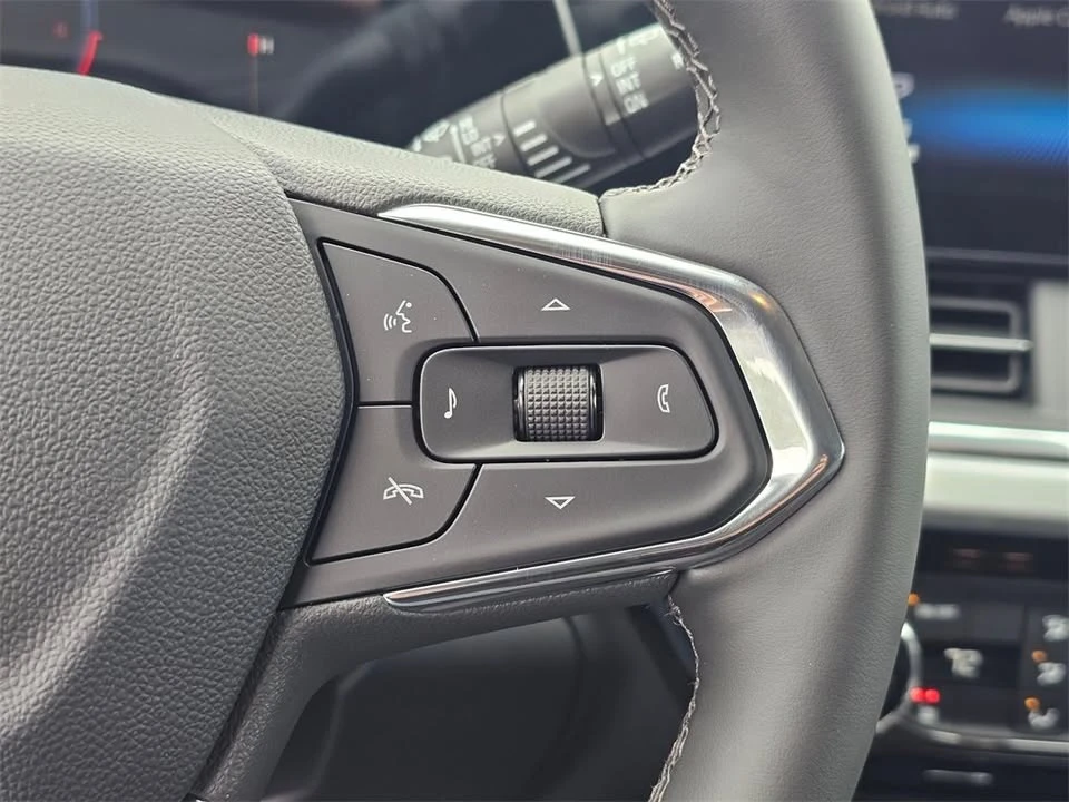 2026 Chevrolet Trax - Image 13 of 18