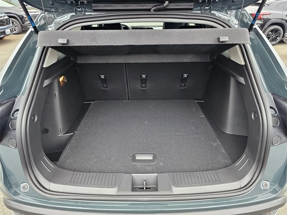 2026 Chevrolet Trax - Image 12 of 18